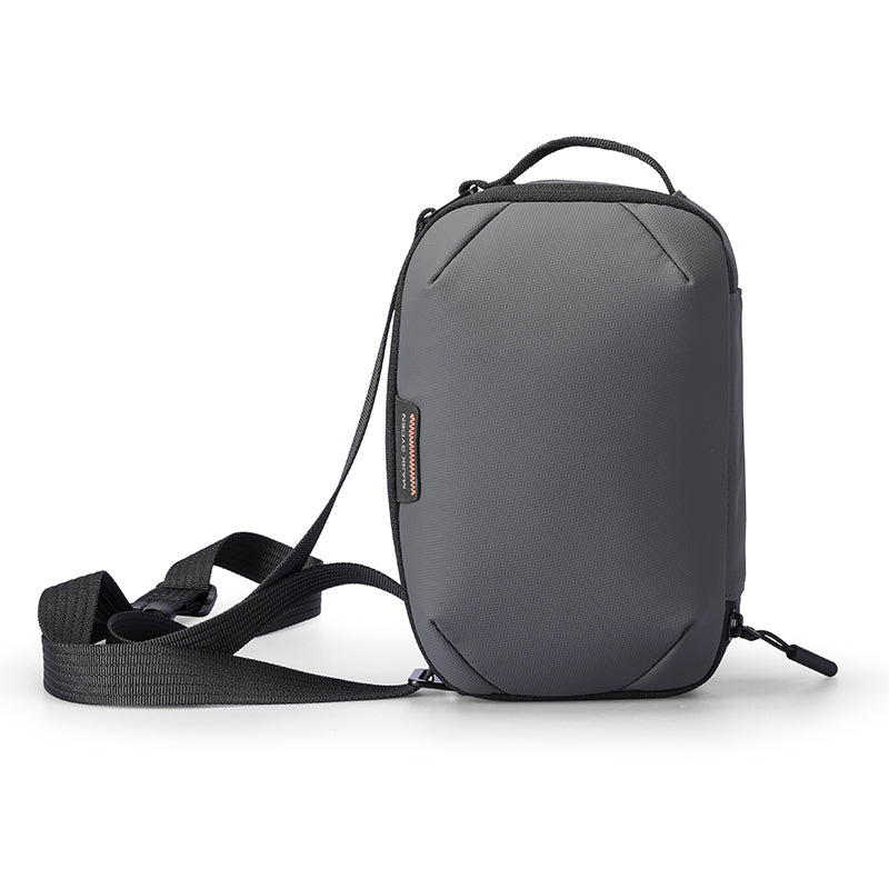 Oxford Voyager: Your Durable, Water-Resistant Companion for Every Day Life