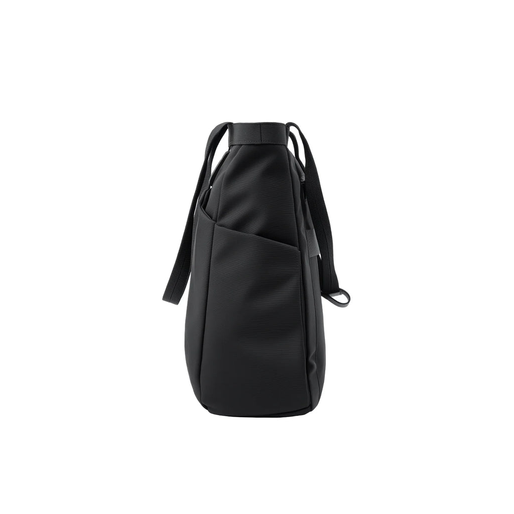 WashTote: 15.7L Washed Nylon Travel Tote with Laptop Compartment