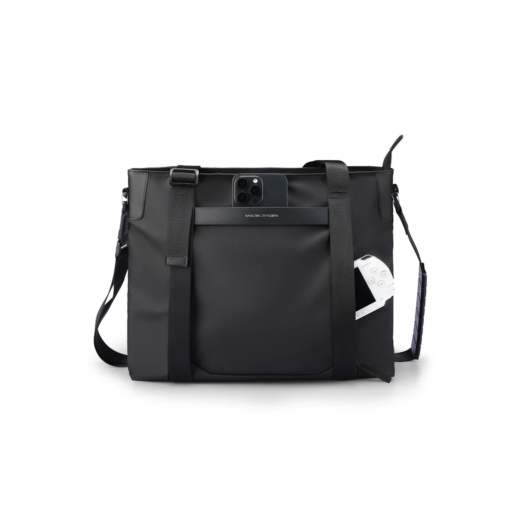 TechSafe: The multifunctional Messenger Bag with Simple Design