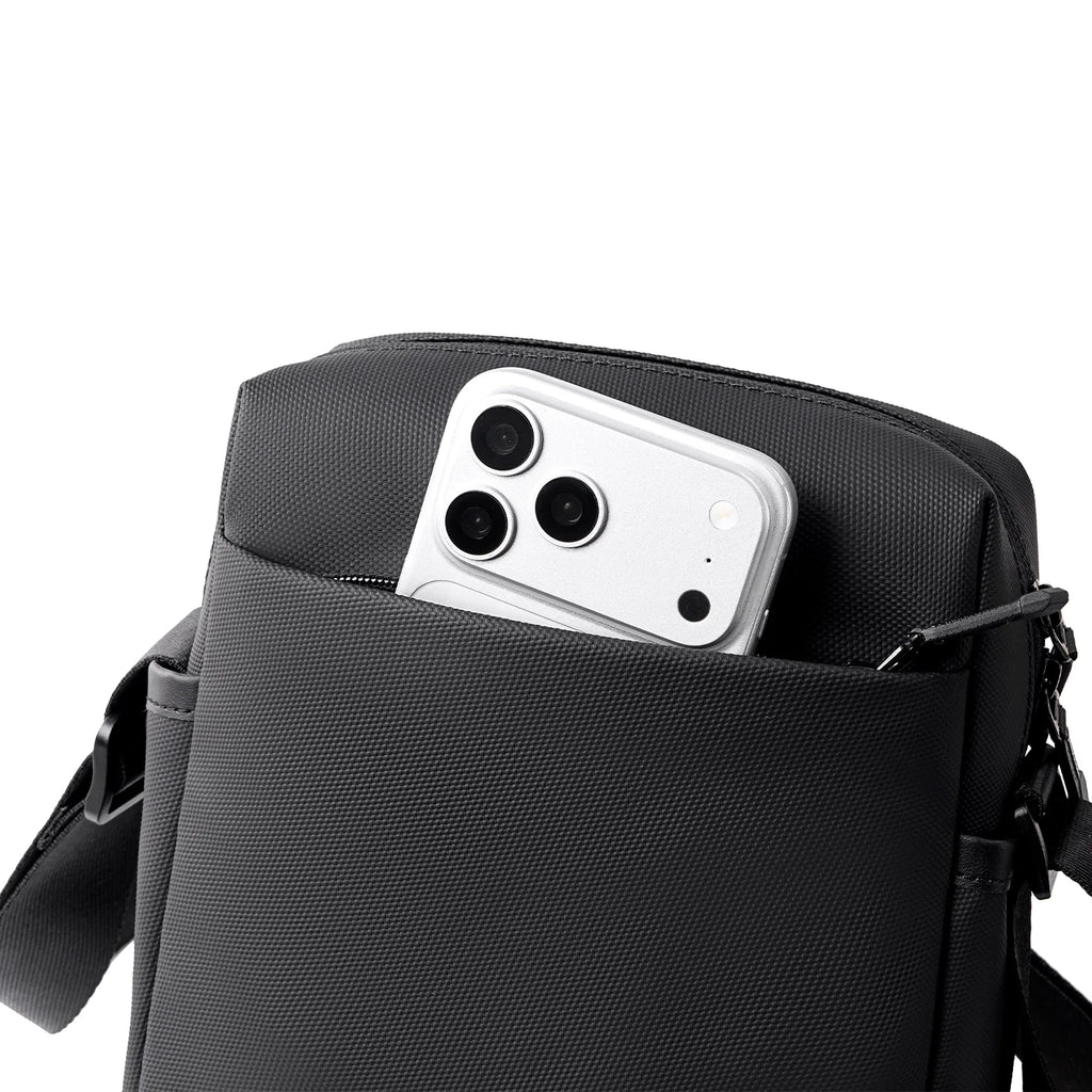HydroCarry: Crossbody Sling with Multi-Pocket Design for Daily Commute