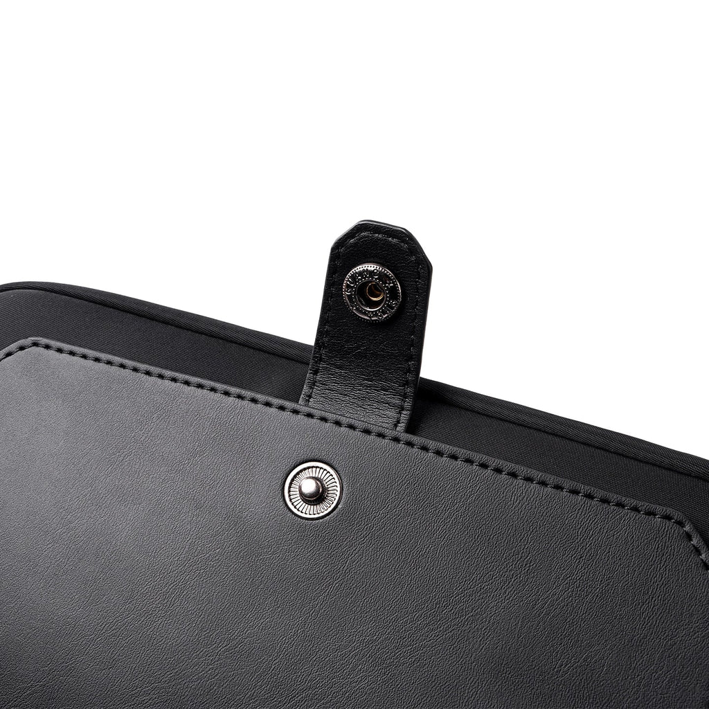 MetroCatch: 2L Sling Bag with Quick-Release Metal Buckle for City Explorers