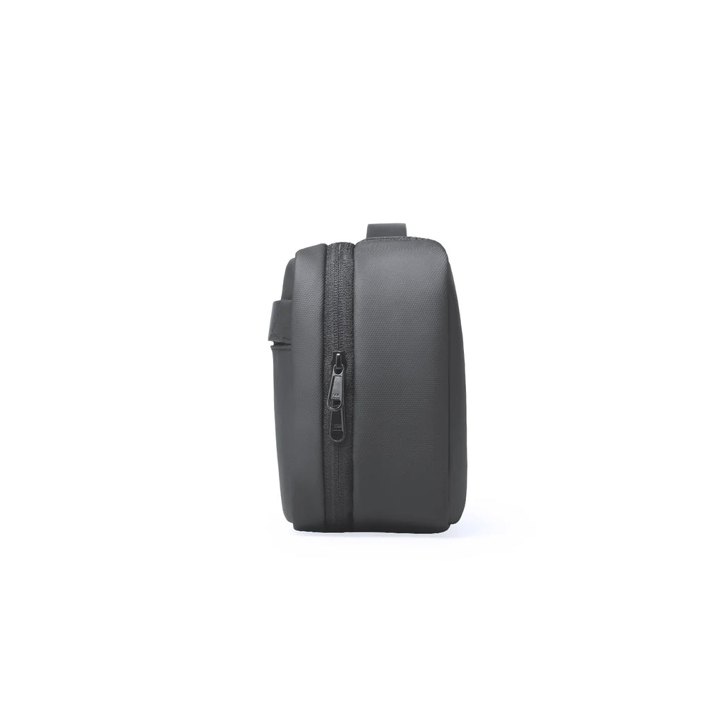 Compact Size and Large Capacity Multi-Layer Paged Washbag